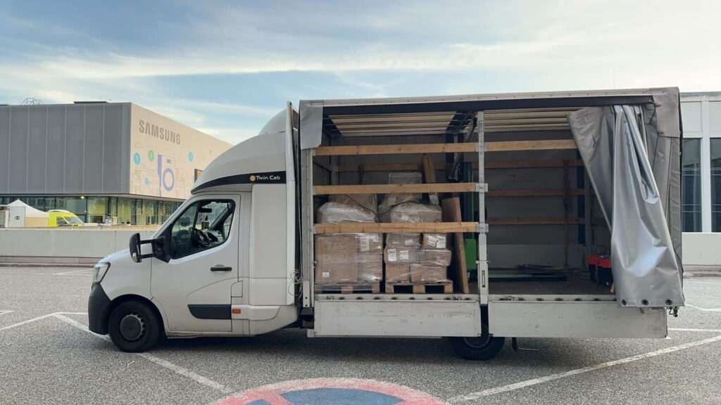 Moving to Netherlands - picture of loaded VAN